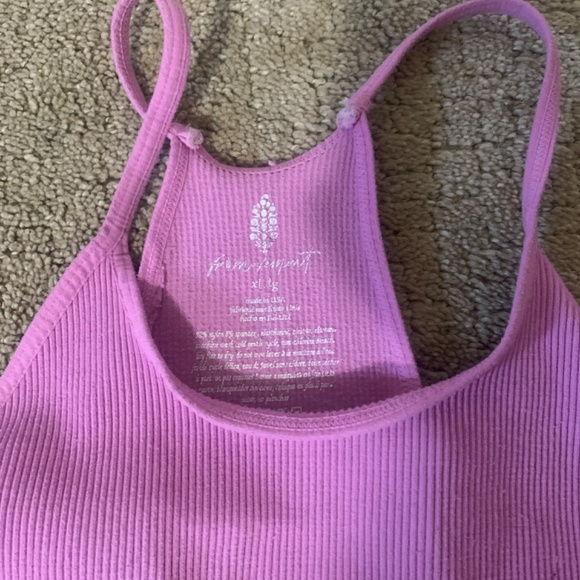 Pink cropped top - Picture 2 of 3